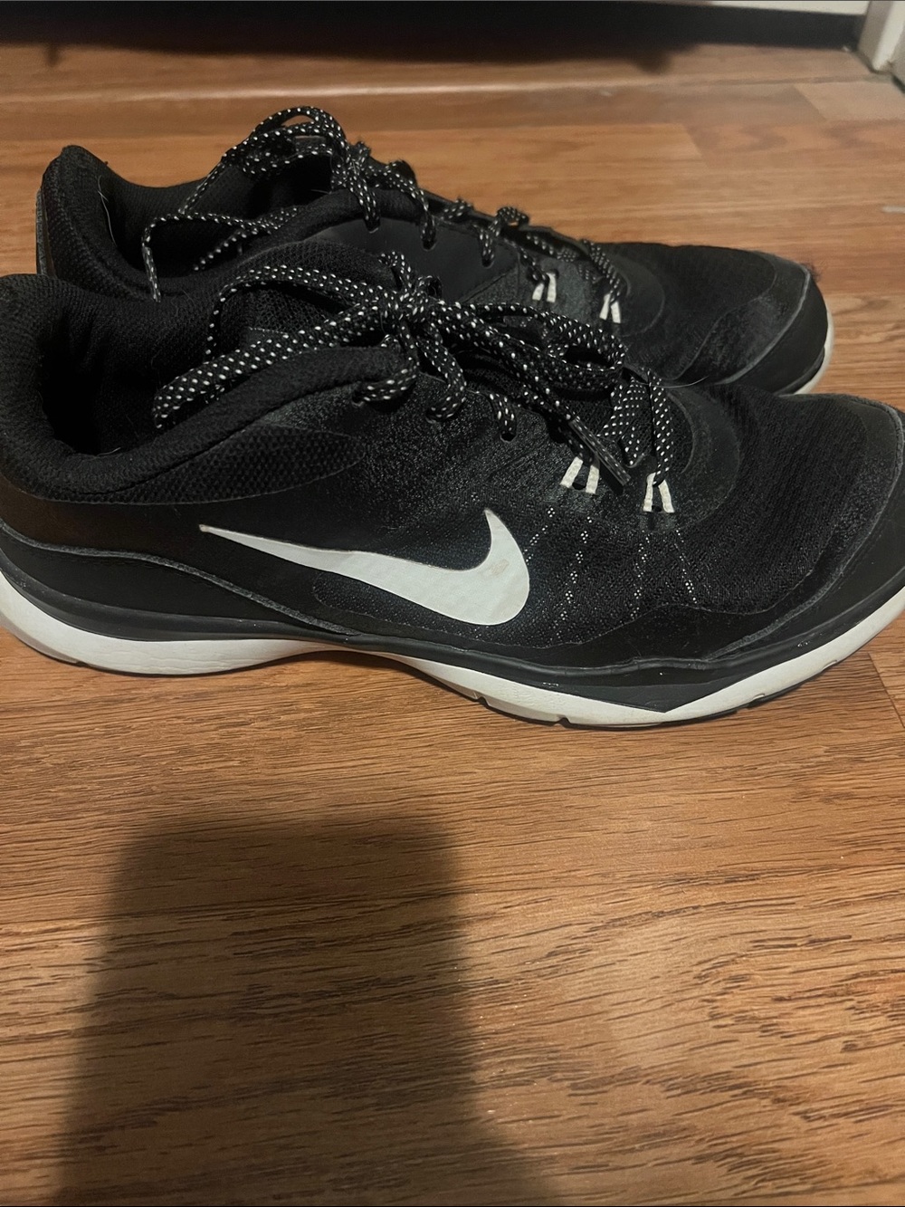 Nike Women’s Black & White Training Sneakers